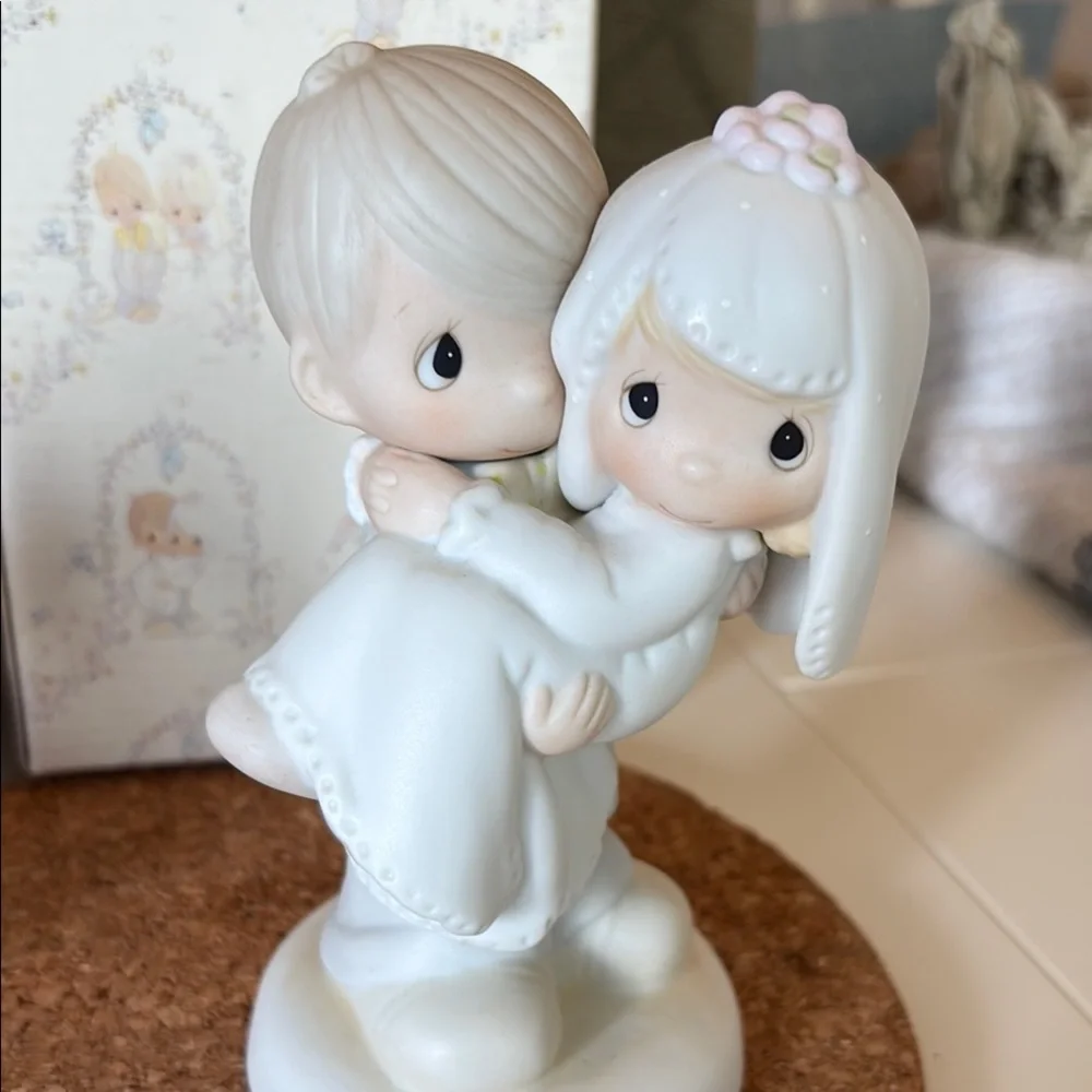 Precious Moments Wedding Collection includes Cake Topper & Wedding Party
